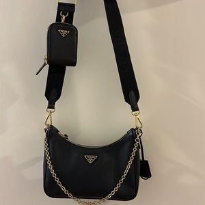 Prada bag re edition leather bag